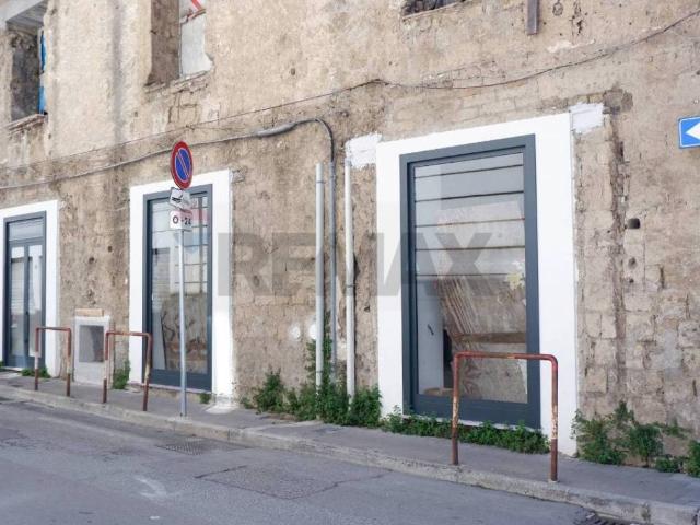 Attività / Licenza in affitto a Caserta CE