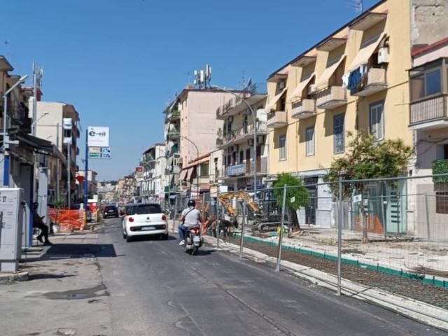 Attività / Licenza in affitto a Casoria NA