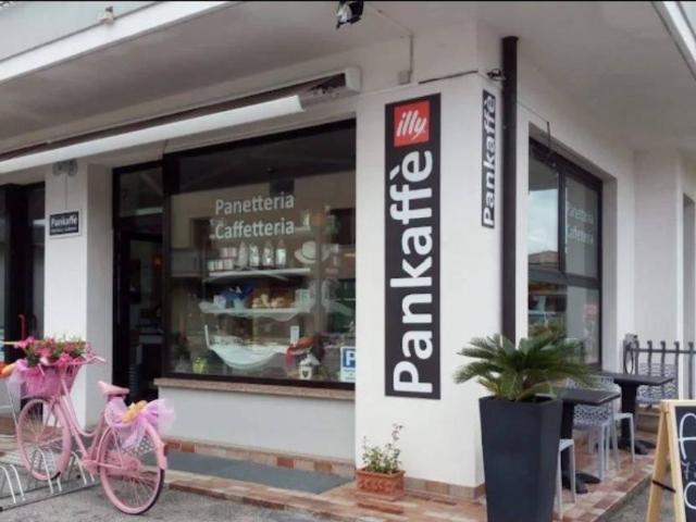 Attività / Licenza in affitto a Pederobba TV