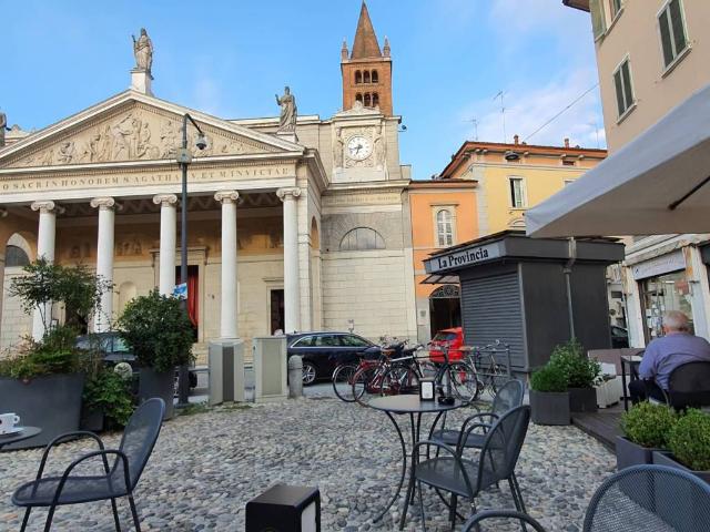Attività / Licenza in affitto a Cremona CR