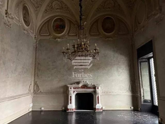 Attività / Licenza in affitto a Firenze FI