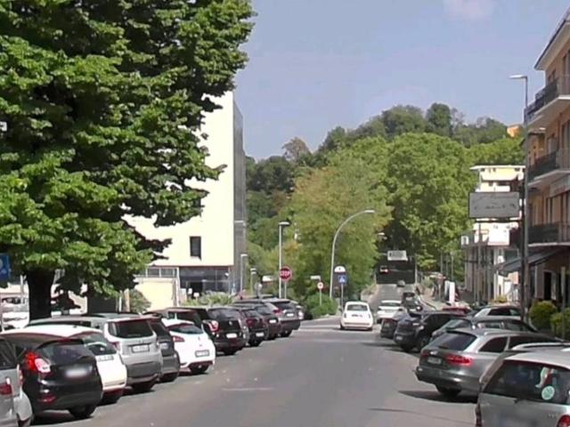 Attività / Licenza in affitto a Frosinone FR
