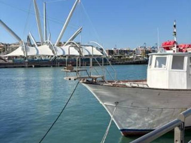 Attività / Licenza in affitto a Genova GE