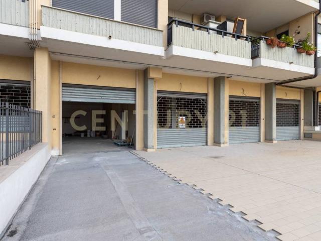 Attività / Licenza in affitto a Gravina di Catania CT