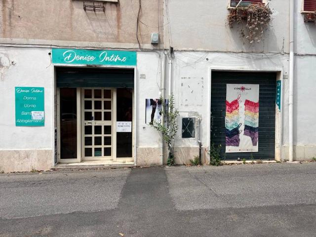 Attività / Licenza in affitto a Guidonia Montecelio RM