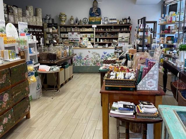 Attività / Licenza in affitto a Iseo BS