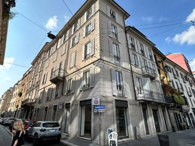 Attività / Licenza in affitto a Milano MI