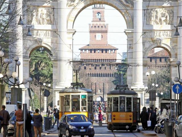 Attività / Licenza in affitto a Milano MI