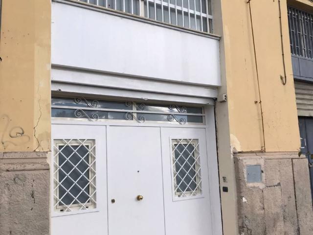 Attività / Licenza in affitto a Napoli NA