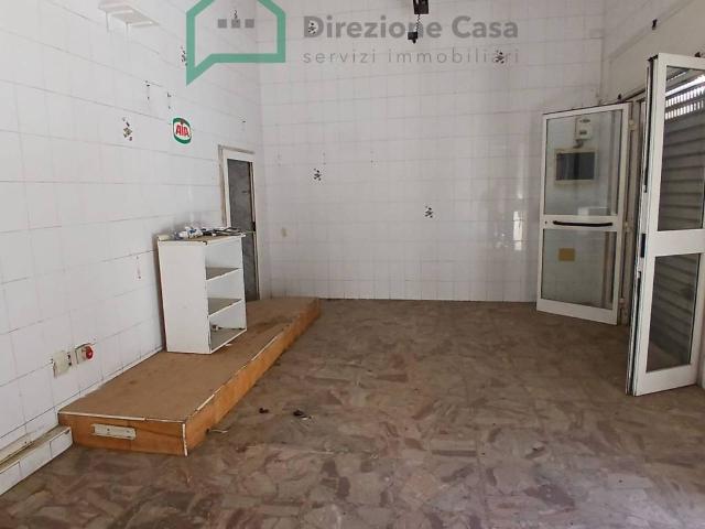 Attività / Licenza in affitto a Napoli NA
