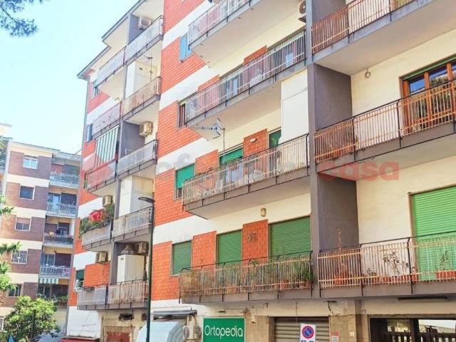 Attività / Licenza in affitto a Napoli NA