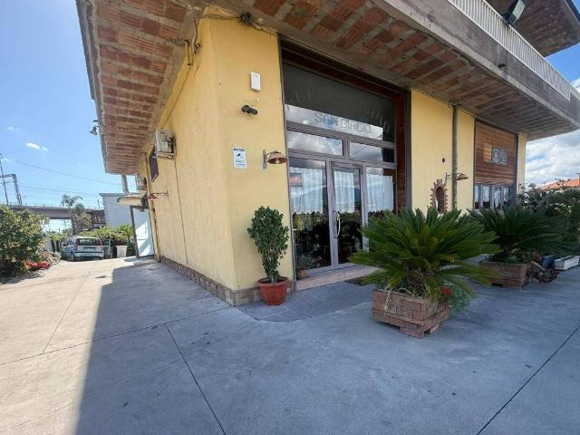 Attività / Licenza in affitto a Nocera Inferiore SA