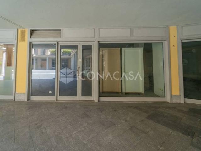 Attività / Licenza in affitto a Parabiago MI