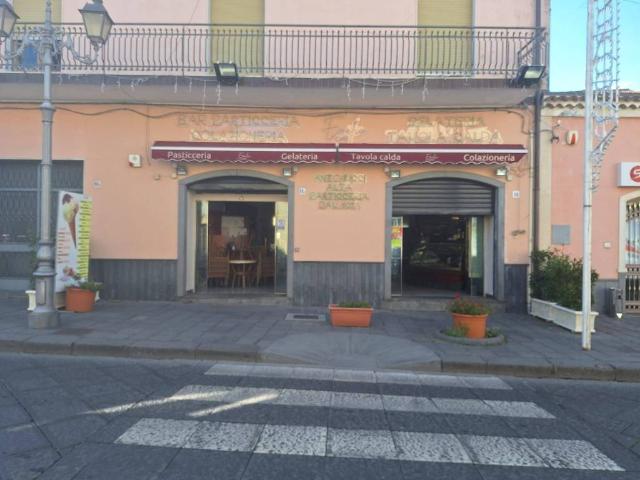 Attività / Licenza in affitto a Pedara CT