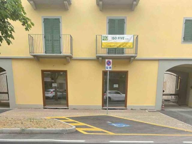 Attività / Licenza in affitto a Rivarolo Canavese TO