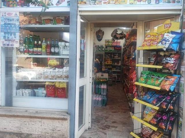 Attività / Licenza in affitto a Roma RM