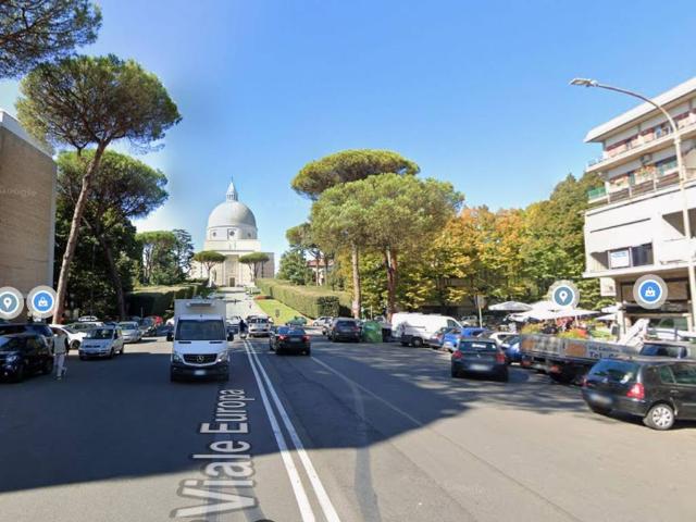 Attività / Licenza in affitto a Roma RM