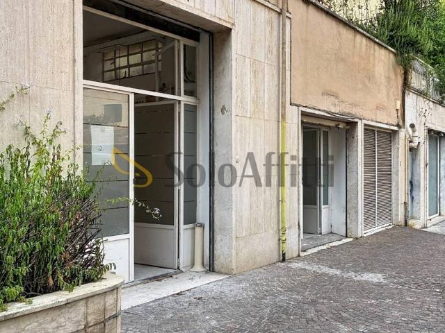 Attività / Licenza in affitto a Roma RM