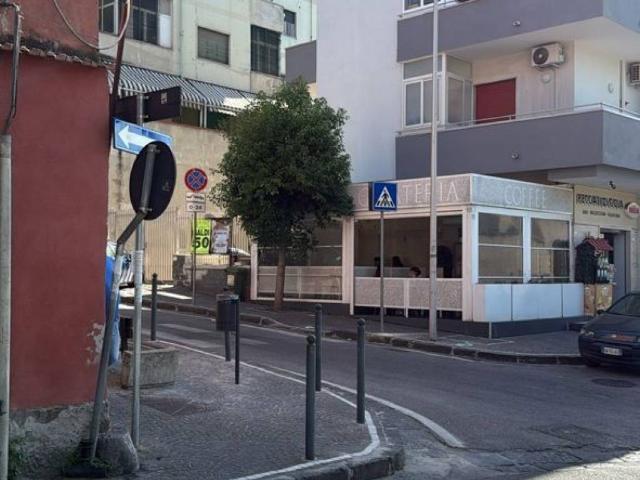 Attività / Licenza in affitto a Sant'Anastasia NA
