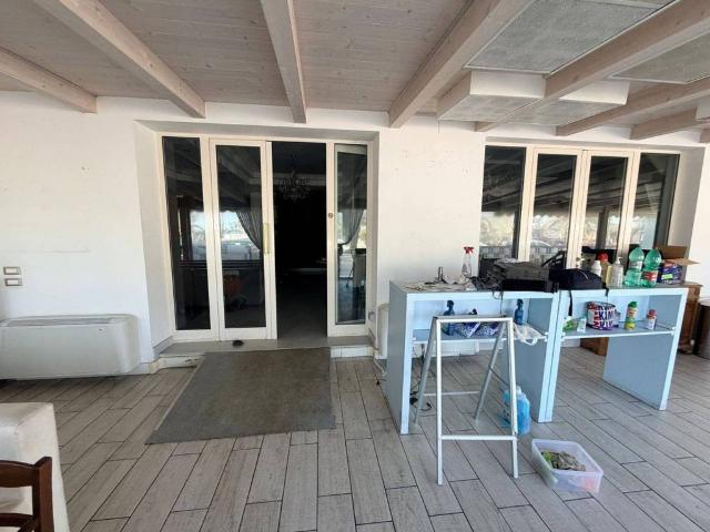 Attività / Licenza in affitto a San Benedetto del Tronto AP