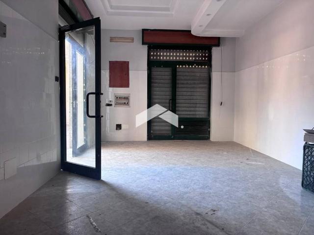 Attività / Licenza in affitto a San Giorgio a Cremano NA