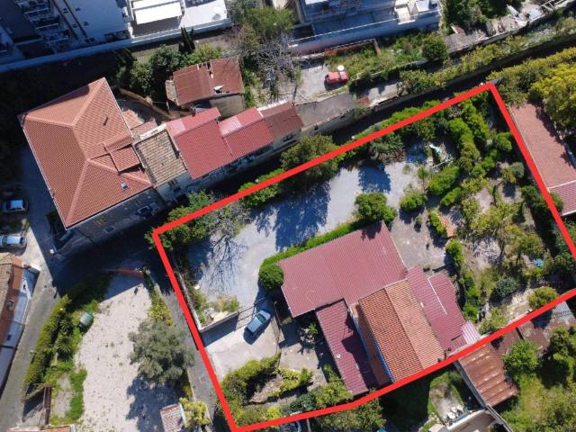 Attività / Licenza in affitto a Salerno SA