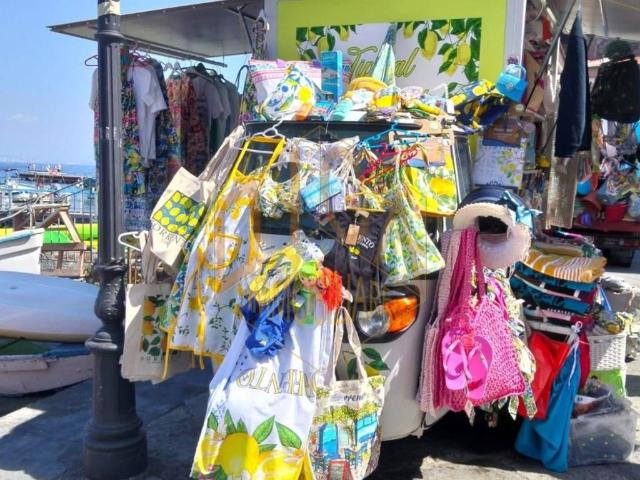Attività / Licenza in affitto a Sorrento NA