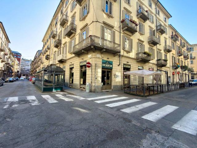 Attività / Licenza in vendita a Torino TO