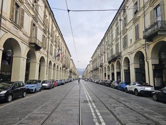 Attività / Licenza in vendita a Torino TO