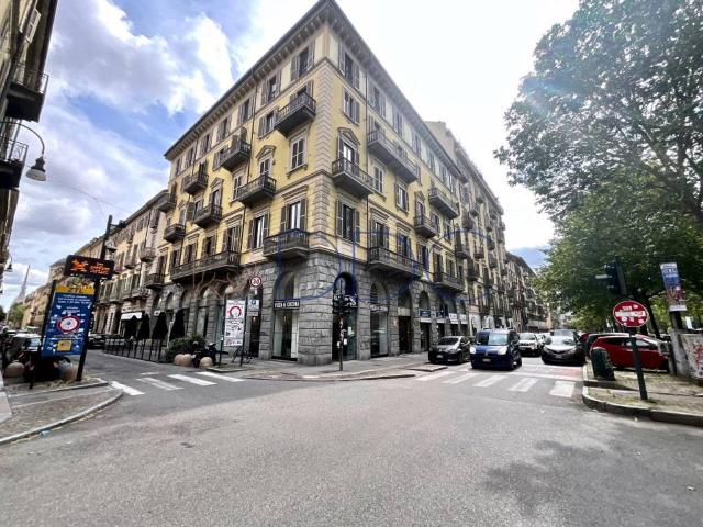 Attività / Licenza in vendita a Torino TO