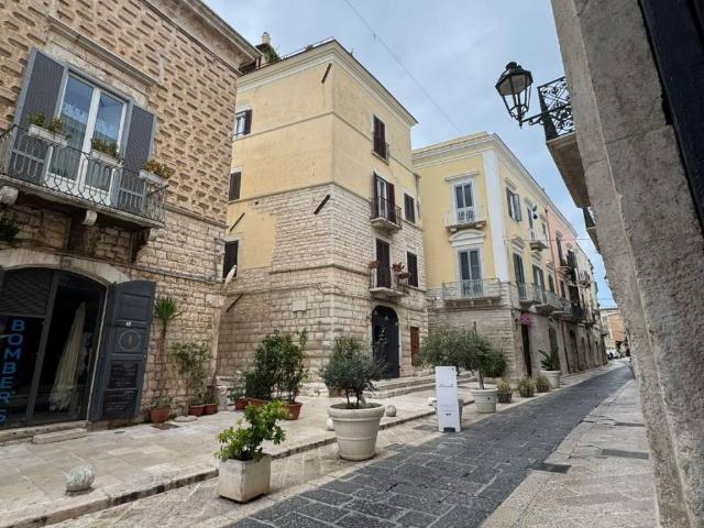 Attività / Licenza in vendita a Trani BT