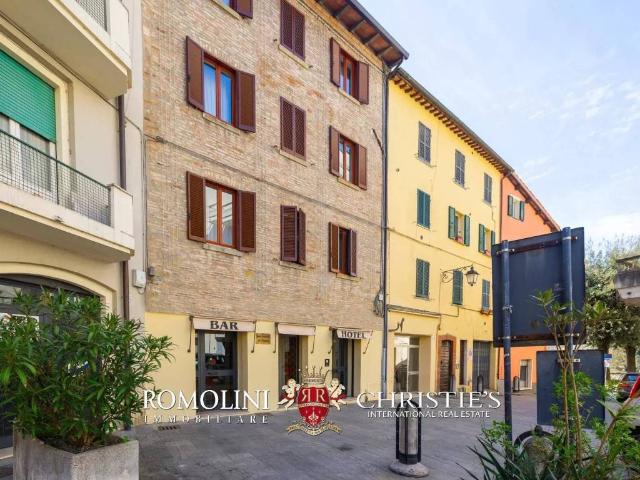 Attività / Licenza in vendita a Umbertide PG