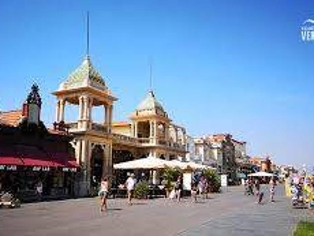 Attività / Licenza in vendita a Viareggio LU