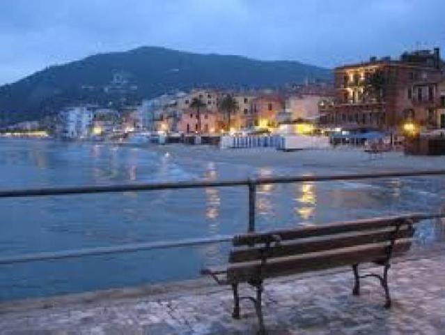 Attività / Licenza in vendita a Alassio SV