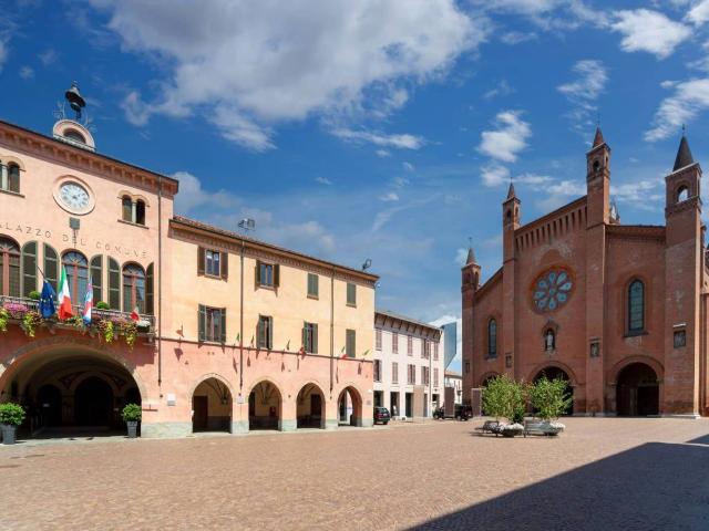 Attività / Licenza in vendita a Alba CN