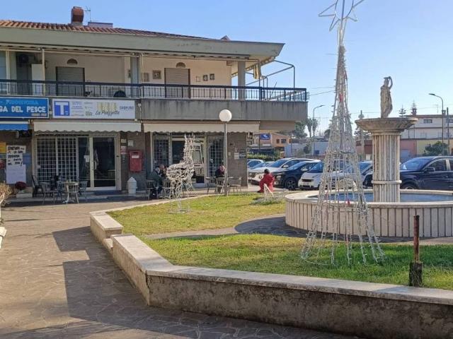 Attività / Licenza in vendita a Anzio RM