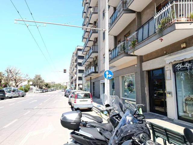 Attività / Licenza in vendita a Bari BA