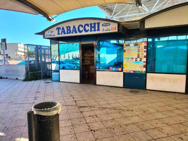 Attività / Licenza in vendita a Bari BA