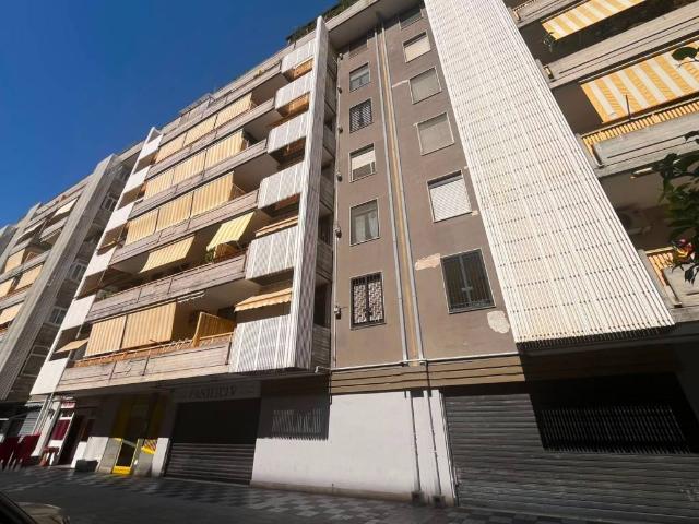 Attività / Licenza in vendita a Bari BA