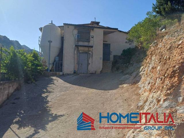 Attività / Licenza in vendita a Belmonte Mezzagno PA