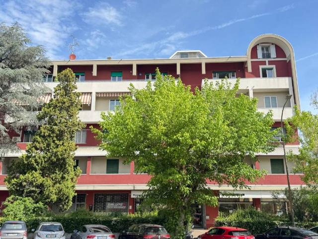 Attività / Licenza in vendita a Bologna BO