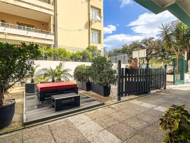 Attività / Licenza in vendita a Cagliari CA