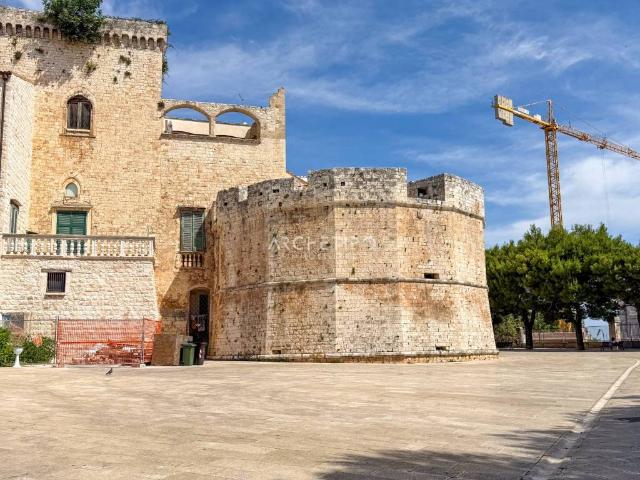 Attività / Licenza in vendita a Conversano BA