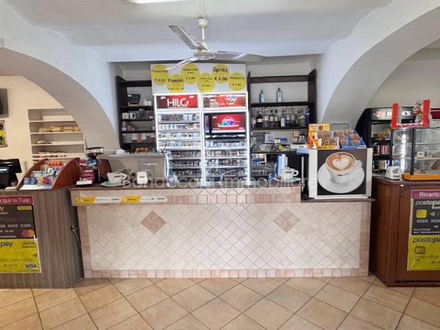Attività / Licenza in vendita a Corigliano Rossano CS