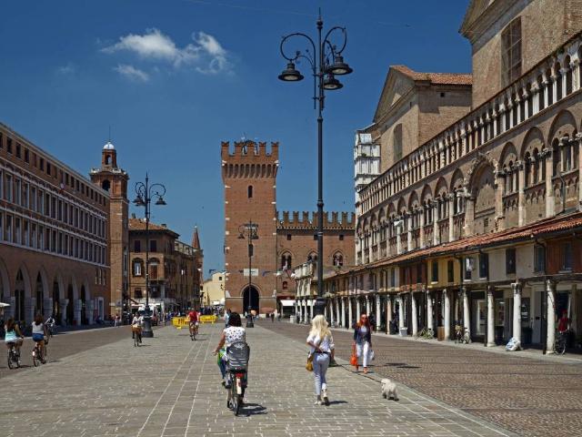 Attività / Licenza in vendita a Ferrara FE