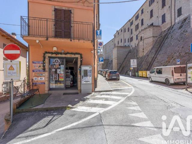 Attività / Licenza in vendita a Filottrano AN