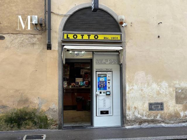 Attività / Licenza in vendita a Firenze FI