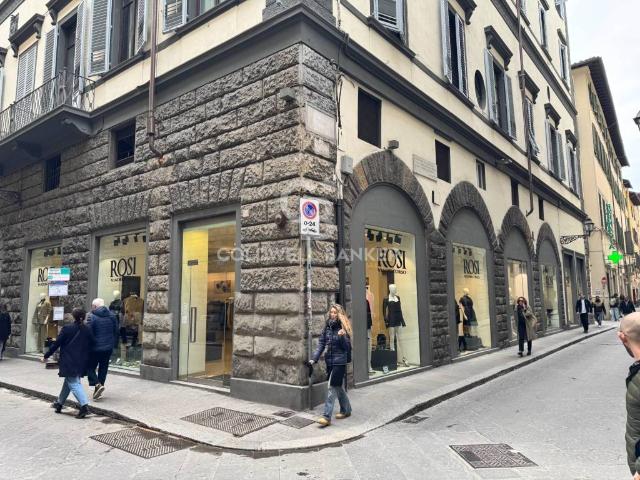 Attività / Licenza in vendita a Firenze FI