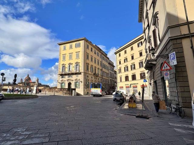 Attività / Licenza in vendita a Firenze FI