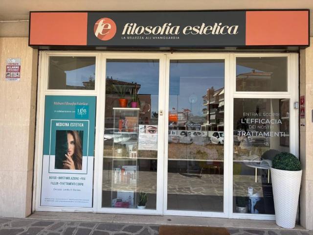 Attività / Licenza in vendita a Fiumicino RM
